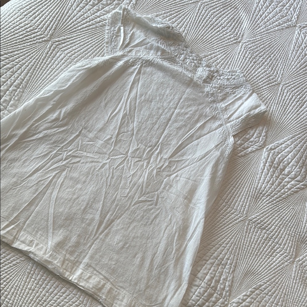Solitaire Ivory Embroidered Blouse - Picture 8 of 9